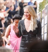 Christina Applegate Online
